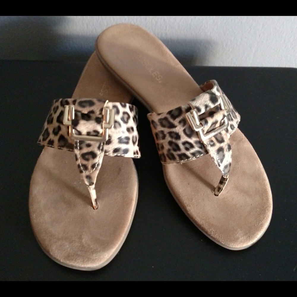 AEROSOLES Cheetah Print Sandals